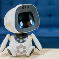 もうすぐ発売！ユニロボットの「unibo」フォトギャラリー by ロボスタカメラ部