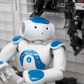ロボットアイル
