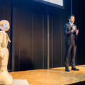 【ロボット×クラウドAI】Microsoft AzureとPepper最新導入事例「MicrosoftコグニティブサービスはAI機械学習をカスタマイズ可能」