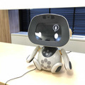 富士通がロボット「ユニボ」との連携を発表！ ロボットAIプラットフォーム展開へ　AI技術「Zinrai」を活用