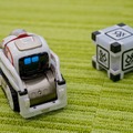 ピクサーのアニメーターがデザインした移動型ロボット「Kuri」の発送が開始！