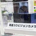 シャツを折りたためるロボットをクラボウが展示！2台が協働してビーズ玉に糸を通すロボットも。第2回ロボデックスで