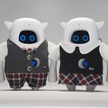 英会話学習AIロボット「Musio X」のスペシャルユニフォームは2種類