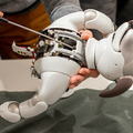 【aibo 解体新書】ソニーの本気を見た！ 新型aibo分解レポート