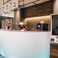 ロボットが働く「変なホテル」に続く「変なカフェ」、2月1日渋谷にオープン