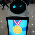 世界初の「ロボットオリンピック」となるか? 平昌五輪現地レポート ロボットスキーや案内ロボも