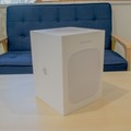 「HomePod」開封の儀　Apple初のスマートスピーカーはずしりと重かった