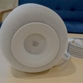 「HomePod」開封の儀　Apple初のスマートスピーカーはずしりと重かった