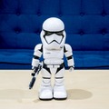 歩き方に特徴あり! スター・ウォーズの「ストームトルーパー」開封の儀