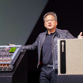 【GTC 2018】NVIDIAのCEOが基調講演でAIとディープラーニングの未来を語る！自動運転、ロボット開発環境、リアルタイムレイトレーシング、世界最大のGPU「DGX-2」等を発表