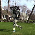 ジョギングしたり、オフィスを歩き回ったり　ボストン・ダイナミクスのロボットの進化がやばい