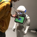 ロボホンやPepper、Xperia Hello!も活躍する防災イベント、NHK福岡放送局で開催！子ども達もロボットと防災サバイバル体験