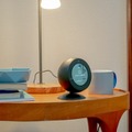 アマゾン、丸画面付きの可愛いエコー「Echo Spot」を日本発売　価格は1万5千円、出荷開始は7月26日