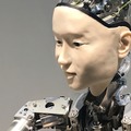 あの機械人間「オルタ2」が人間のオーケストラを指揮して歌う！アンドロイド・オペラ「Scary Beauty」日本で上演