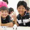 AIロボット「COZMO」のプログラミング授業を子ども達が笑顔で体験！「タカラトミー出張授業」千葉・風早南部小学校で