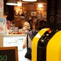 人について自走する運搬ロボットが横浜ランドマークタワーを走る！三菱地所がデリバリーや災害対応などユースケースを探る