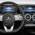 <p>Mercedes-Benz A-Klasse. Interieur: Polsterung Mikrofaser DINAMICA / Ledernachbildung ARTICO. Exterieur: designo mountaingrau magno </p><p>Mercedes-Benz A-Class. Interior: Upholstery DINAMICA microfibre / ARTICO man-made leather. Exterior: designo mountain grey magno</p>