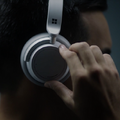 マイクロソフトがCortana搭載のヘッドホン「Surface Headphones」を発表