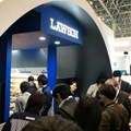 ローソンが見せる未来のコンビニ像　投影キャラクターによる接客と無人自動店舗
