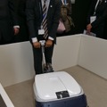 パナソニック、fuRoと開発中のロボット掃除機コンセプトモデルを公開　業務用ロボット掃除機「RULO pro」のセミナーも