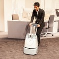 ソフトバンクが乾式の自動運転掃除ロボット「Whiz」を発表!手押しで掃除したルートを自動で学習「AI清掃PRO」シリーズ最新機