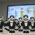 シャープのロボット「RoBoHoN」74体が小学校で活躍へ！姫路市内の全ての市立小学校ほか73施設で先進の学習環境作り