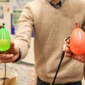 次世代ゴムはロボットの皮膚や筋肉になる　感じて動くゴム「e-Rubber」豊田合成・慶應大が共同開発、ロボデックスで展示へ