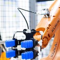 「なんでもピックアップ」話題のハーバード大学発Soft Robotics ティーチレス自己学習型ハンドやAMR協働ロボットをGROUNDが展開