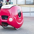 日本郵便とDFAが陸上配送ドローン(自動運搬ロボット)を使った無人配送の実証実験 日々の買い物支援などに期待