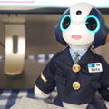 ロボット「Sota」が新橋駅で実証実験中！ 隠し機能も体験してきた