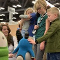 GROOVE Xが家族型ロボットLOVOTを「SXSW 2019」に出展　ストレスが軽減されるとの回答は7割超え