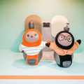家族型ロボット「LOVOT（らぼっと）」の洋服の価格は？ お着替え体験もスタート！