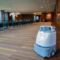 ソフトバンクロボティクスのAI清掃ロボット「Whiz」は人手不足を解消するか　赤坂インターシティAIRで効果を聞く