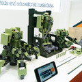 動くモビルスーツ「ザク」を作ってみたい！バンダイがガンダムの世界観「ZEONIC TECHNICS」をおもちゃショーで稼働展示　サウンド付きで迫力ある動きを披露