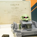 動くモビルスーツ「ザク」を作ってみたい！バンダイがガンダムの世界観「ZEONIC TECHNICS」をおもちゃショーで稼働展示　サウンド付きで迫力ある動きを披露