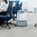 相鉄グループがAI清掃ロボットWhiz(ウィズ)を導入！本社ビルのオフィスやビジネスホテルでの活用を公開、狭い通路にも対応