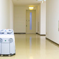相鉄グループがAI清掃ロボットWhiz(ウィズ)を導入！本社ビルのオフィスやビジネスホテルでの活用を公開、狭い通路にも対応