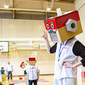 体験型プログラミング教育「動け！せんせいロボット」村田製作所が渋谷区の小学校で実施！体育館に笑顔があふれる