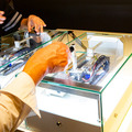 【5G時代の遠隔操作ロボット】リアルハプティクス・力触覚の操作体験を展示　SoftBank World 2019で