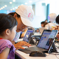 【写真レポート】Pepperで子ども達がプログラミング体験、ゲストに大人気のお笑い「EXIT」が登場！ソフトバンク「子育て応援クラブ」