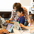 【写真レポート】Pepperで子ども達がプログラミング体験、ゲストに大人気のお笑い「EXIT」が登場！ソフトバンク「子育て応援クラブ」