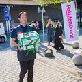 【日本初】楽天と西友が無人の自動走行ロボット「UGV」で商用配達サービス開始へ　写真と動画でレポート