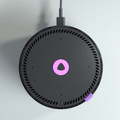ロシア検索大手YandexがAI音声アシスタントAlice搭載の小型スマートスピーカー「Yandex.Station Mini」を発表。ジェスチャー操作にも対応