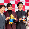 NTTドコモ「my daiz」新サービス発表会 トークショーに星プロ、星野源 / 新田真剣佑 / 長谷川博己 / 浜辺美波が登場「こんな気配りってアリ?」