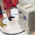 小学生が作った「未来のゴミ箱」は自律走行&機械学習でゴミ分別 IoTセンサーで外の環境を検知!JJPC 全国小中学生プログラミング大会レポート