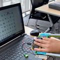 小学生が作った「未来のゴミ箱」は自律走行&機械学習でゴミ分別 IoTセンサーで外の環境を検知!JJPC 全国小中学生プログラミング大会レポート