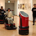 乗れる運べるロボットソリューションをロボリューションが発表　~空港や商業施設での利用を想定~