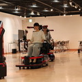 乗れる運べるロボットソリューションをロボリューションが発表　~空港や商業施設での利用を想定~