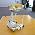 幸和製作所と産総研、転倒防止ロボット歩行車を開発 座らせきり介護ゼロを目指す