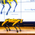 【速報】ボストンダイナミクスのロボット犬「SPOT」のデモを東京都が日本初披露 「スマート東京シンポジウム」にて